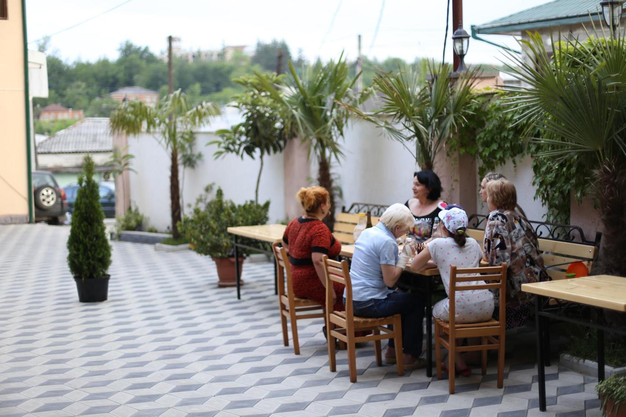 Hotel Nikala Tskaltubo Bagian luar foto