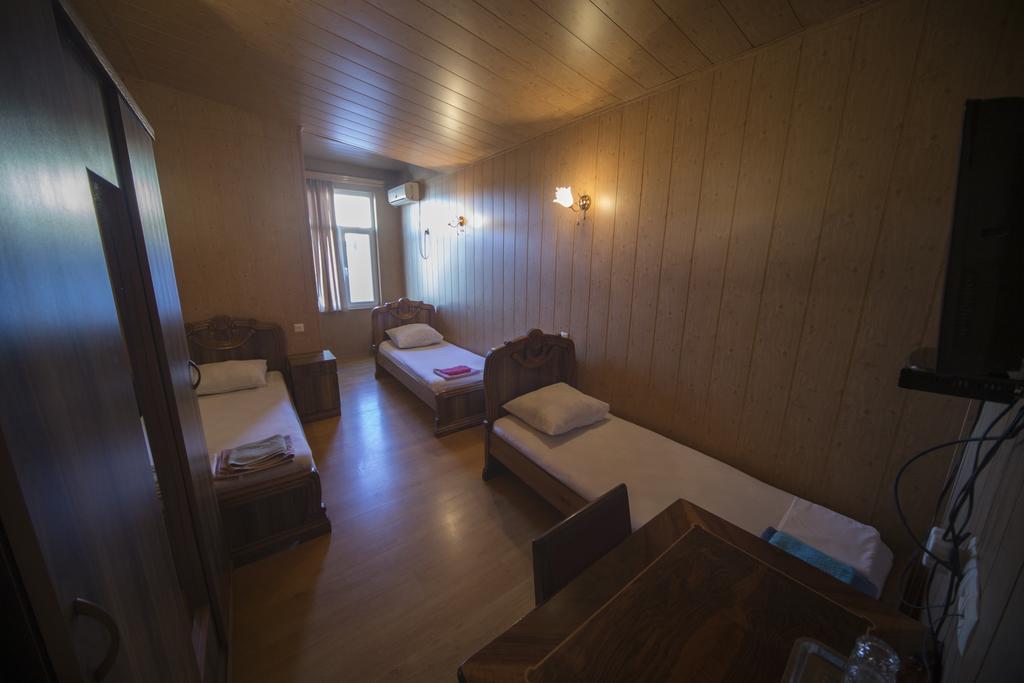 Hotel Nikala Tskaltubo Bagian luar foto