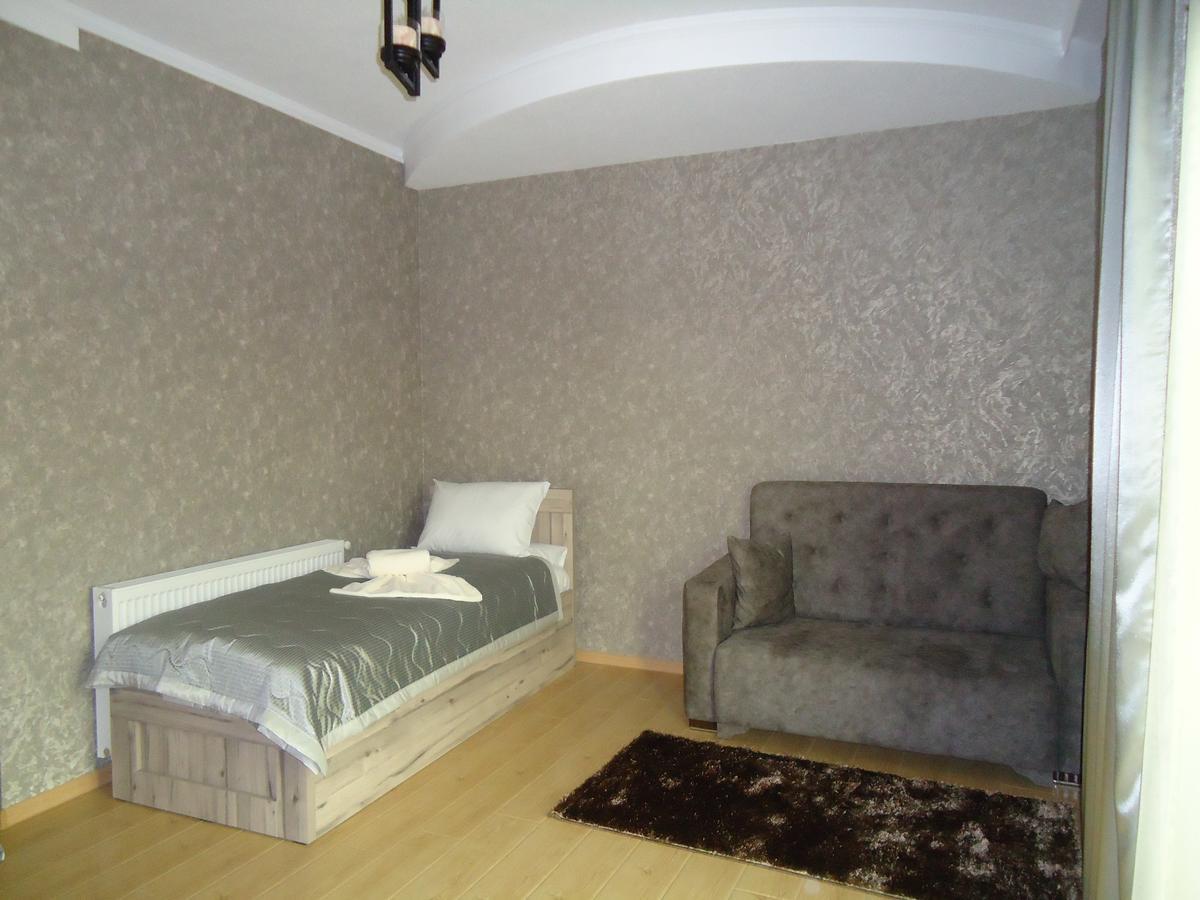 Hotel Nikala Tskaltubo Bagian luar foto